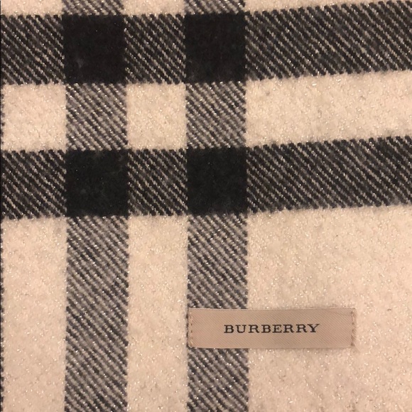 Beige Burberry Cashmere Scarf with Sparkle Accent - Picture 3 of 3